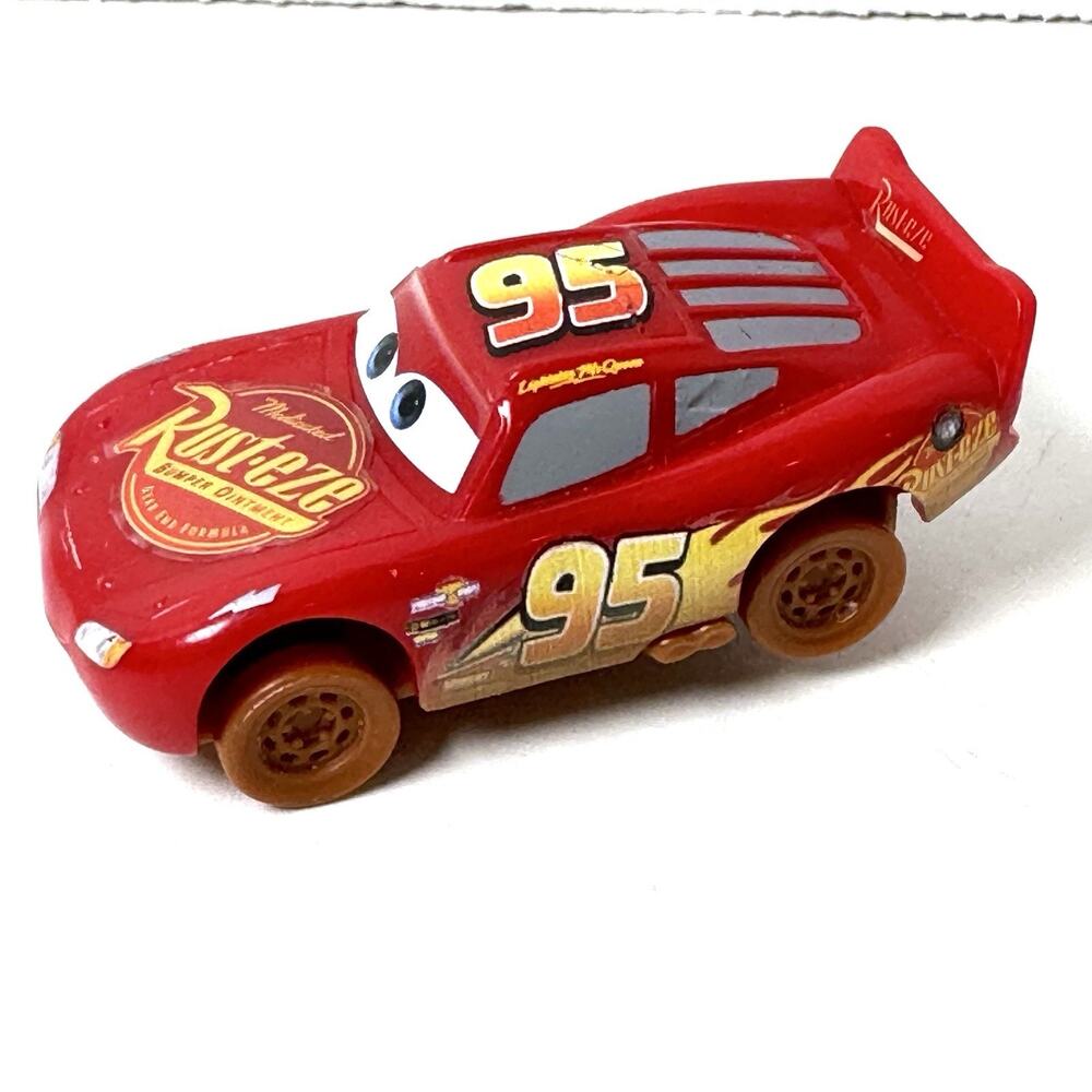 Disney Pixar Lightning McQueen Cars 3 Crazy 8 Crashers Demolition Derby 2016